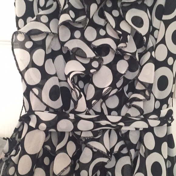 NWT 🖤 Amazing polka dot Dress - Picture 5 of 7